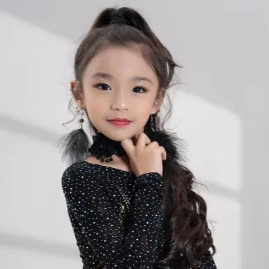 My name is CHLOE LO — Linktree